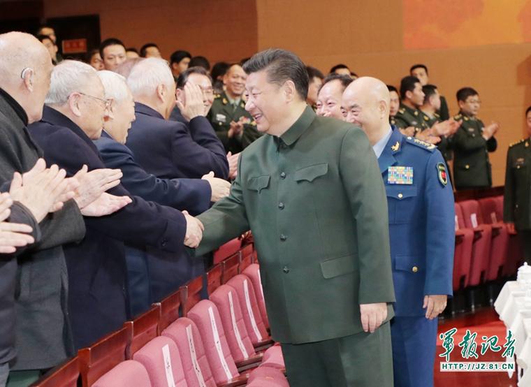 习近平向全军老同志祝贺新春